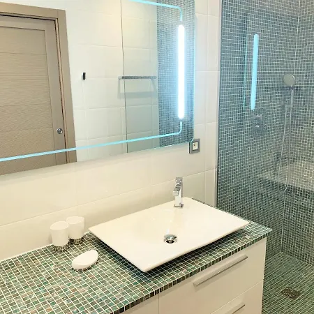 شقة Regard-sur-mer 165m2 4ch Vue Piscine كاركيران